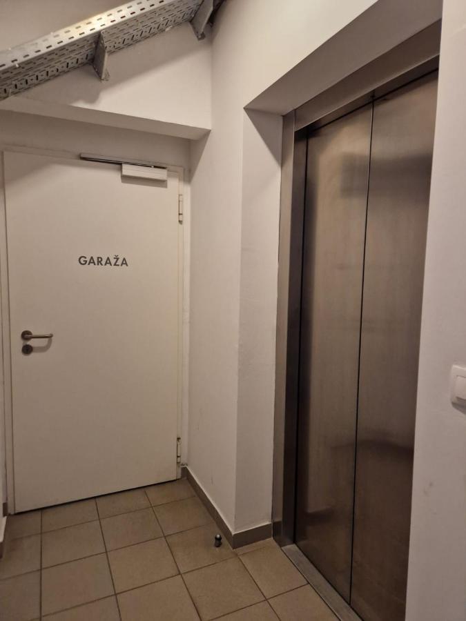 Cozy Niko Apartment - Private Parking And Balcony زادار المظهر الخارجي الصورة