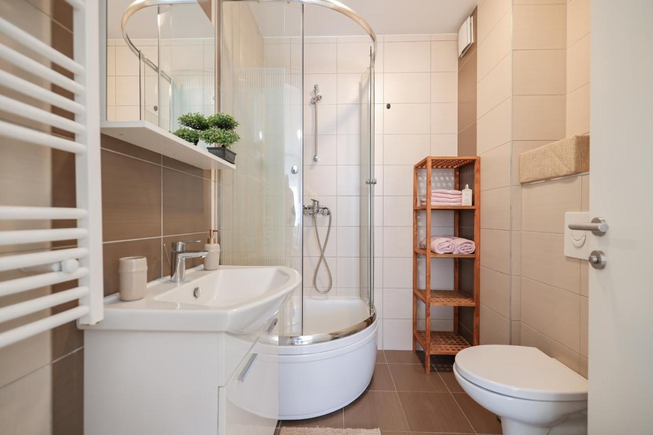 Cozy Niko Apartment - Private Parking And Balcony زادار المظهر الخارجي الصورة